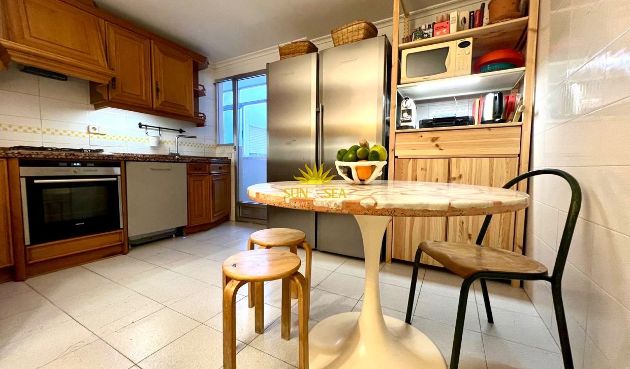 Location à long terme - Appartement - Alicante - La Florida