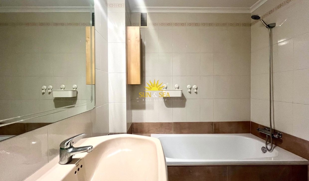 Location à long terme - Appartement - Alicante - La Florida