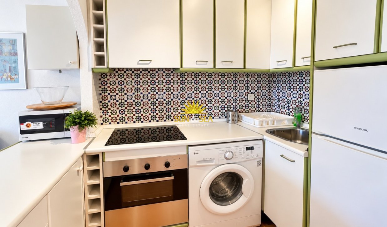 Kurzzeit-Vermietung - Wohnung - 