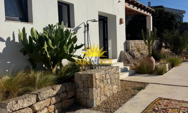 Location à long terme - Villa - Jávea