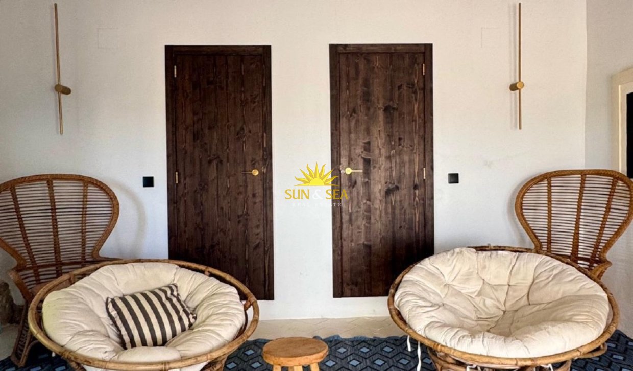 Location à long terme - Villa - Jávea