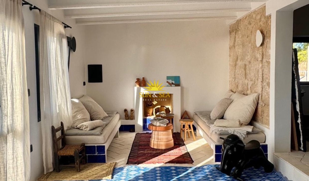 Location à long terme - Villa - Jávea