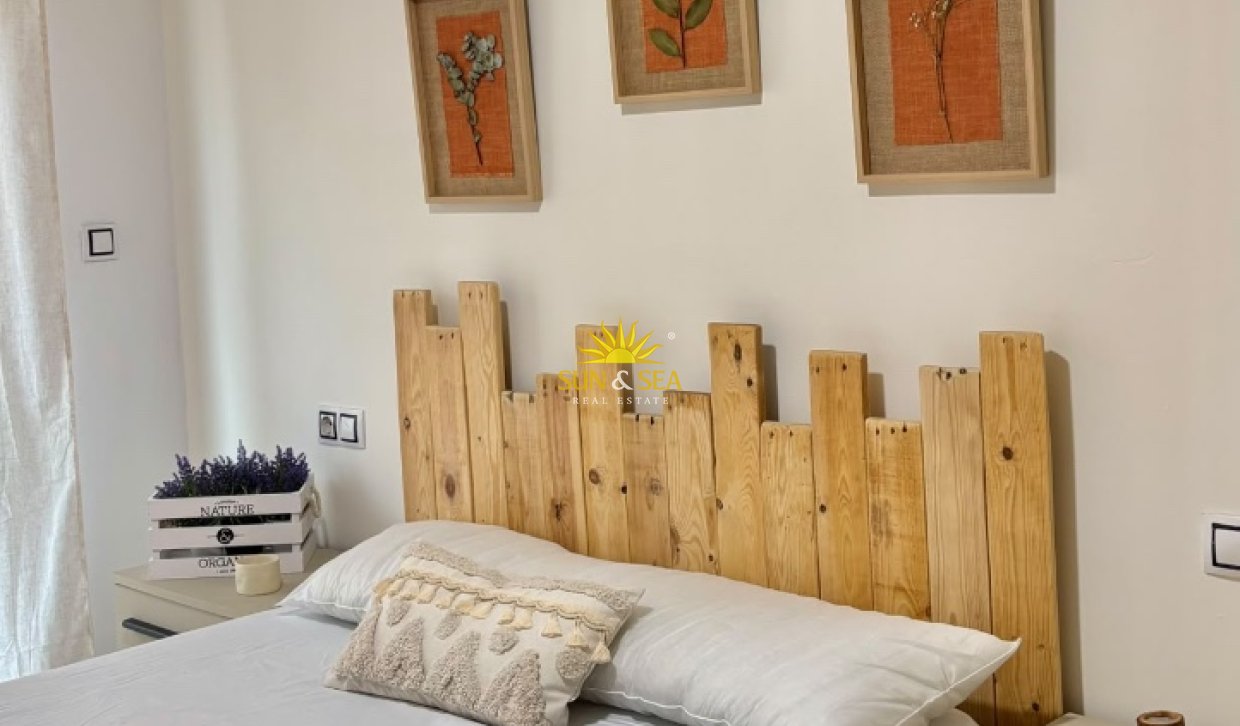 Location à long terme - Appartement - Alicante (Alacant)