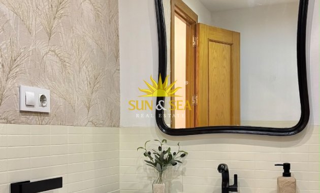 Location à long terme - Appartement - Alicante (Alacant)