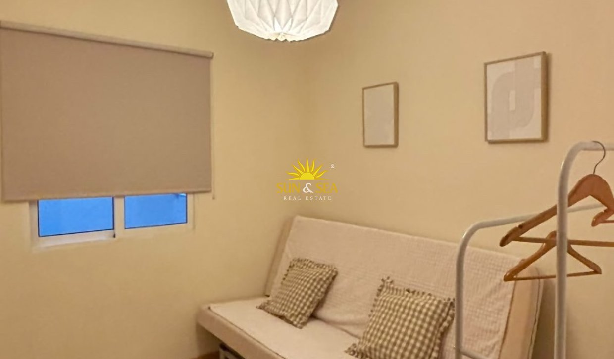 Location à long terme - Appartement - Alicante (Alacant)
