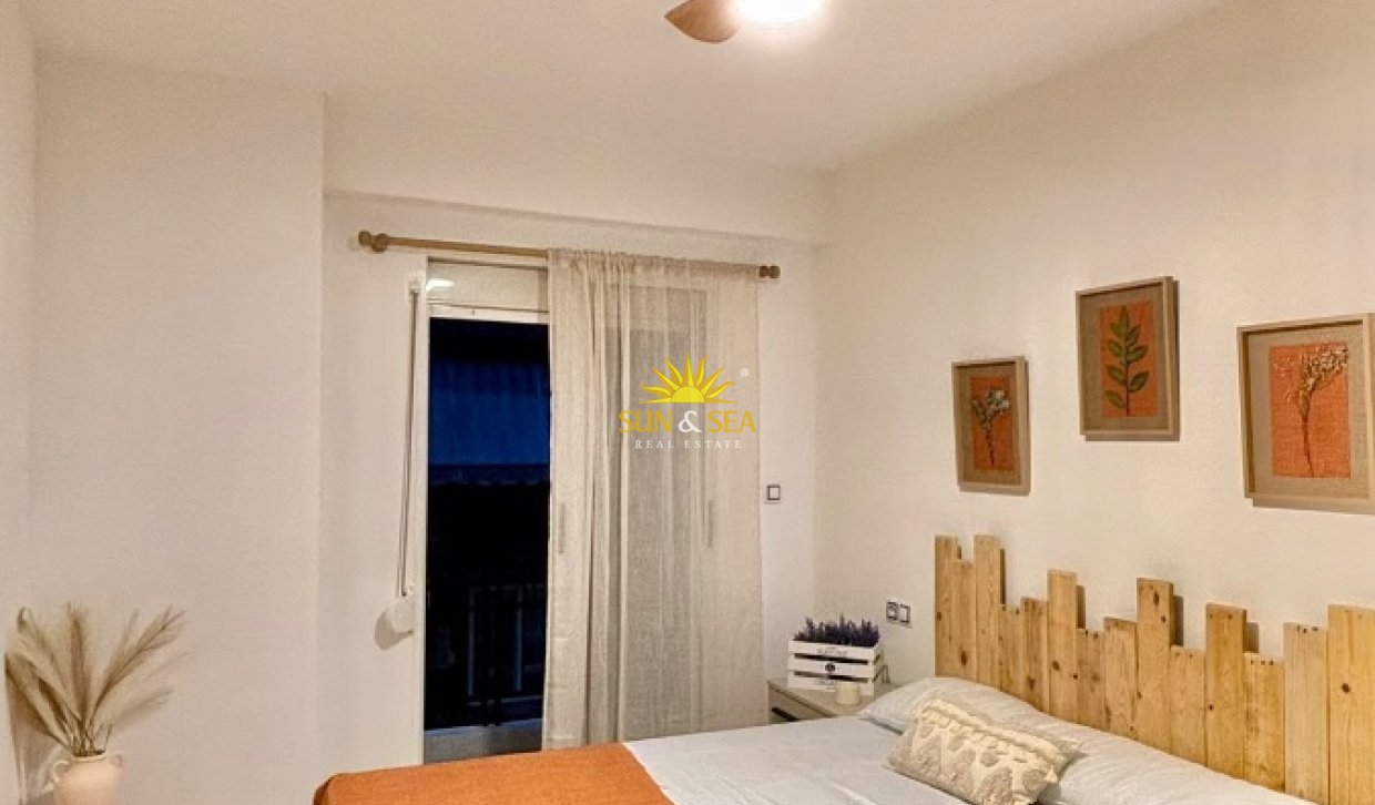 Location à long terme - Appartement - Alicante (Alacant)