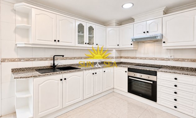 Location à long terme - Appartement - Alicante (Alacant)