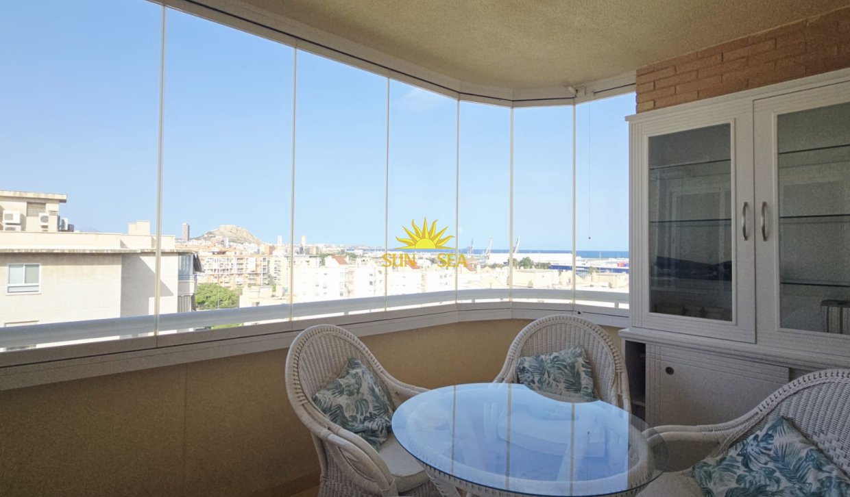 Location à long terme - Penthouse - Alicante (Alacant)