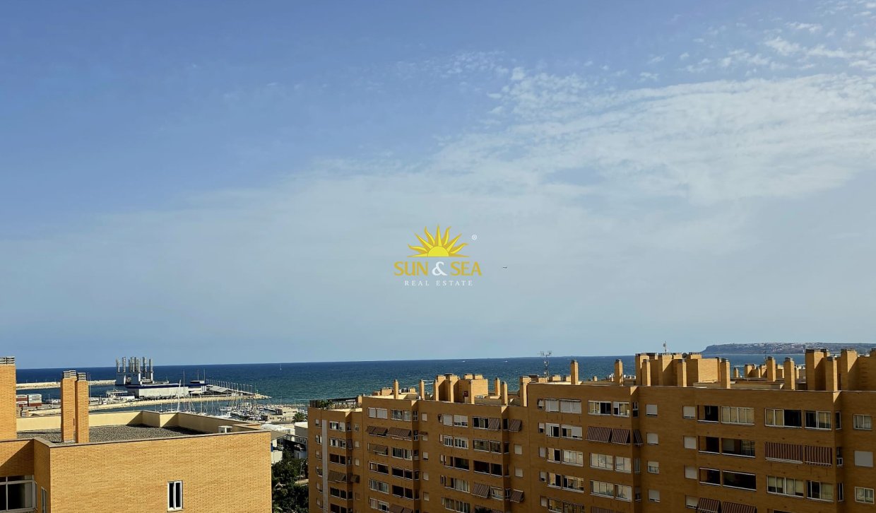 Location à long terme - Penthouse - Alicante (Alacant)