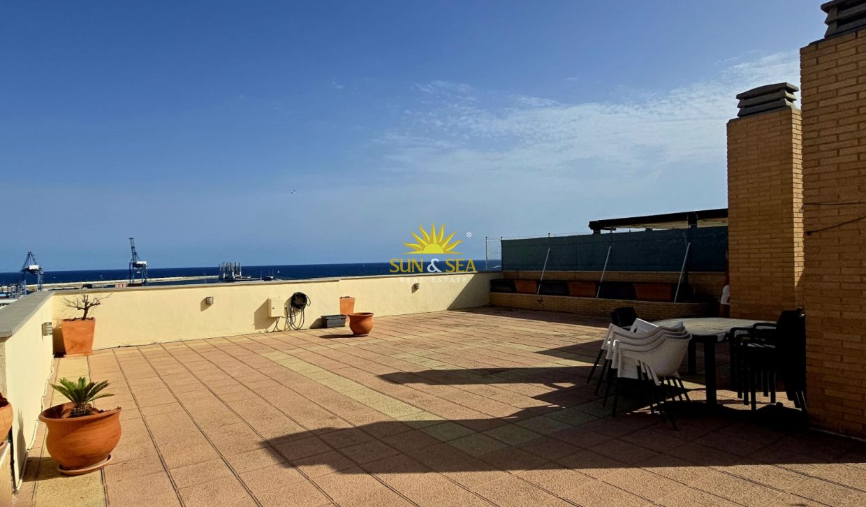 Location à long terme - Penthouse - Alicante (Alacant)
