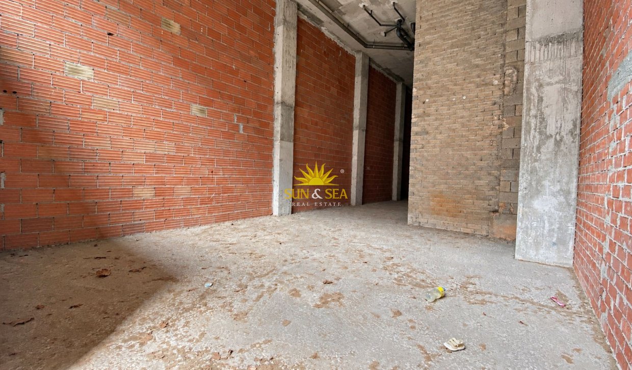Location à long terme - Commercial - Alicante - Ciudad de Asís