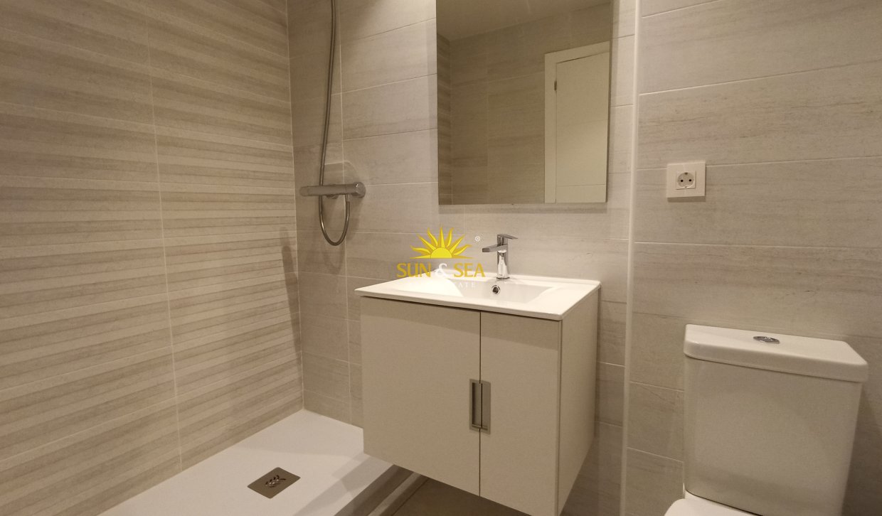 Neue Gebäude - Wohnung - Mil Palmeras