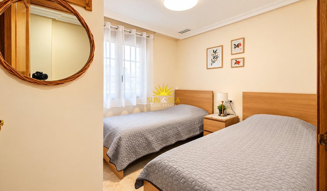 Reventa - Apartamento - Torrevieja - torrevieja