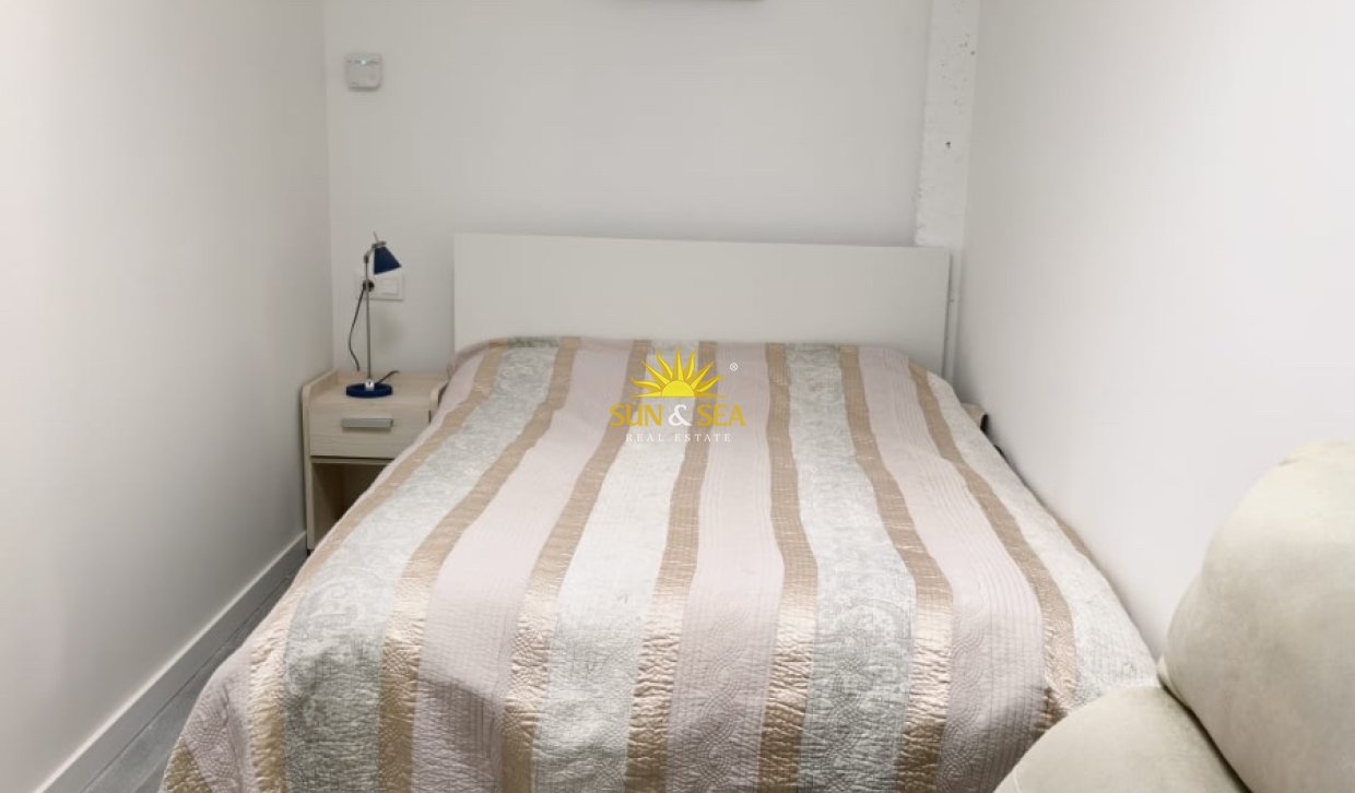 Lange Termijn Verhuur - Studio apartment - Alicante (Alacant)
