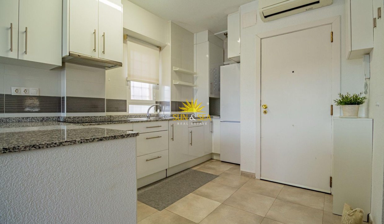 Kurzzeit-Vermietung - Wohnung - Benidorm