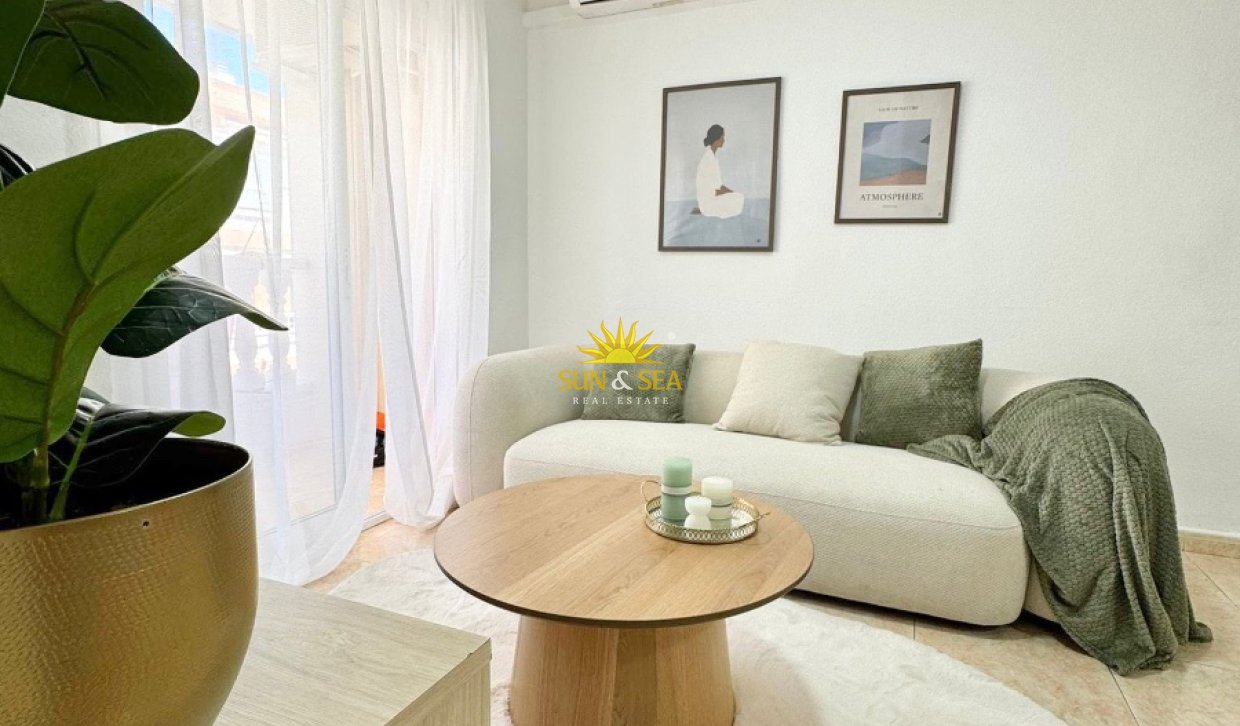 Wiederverkauf - Wohnung - Torrevieja - torrevieja