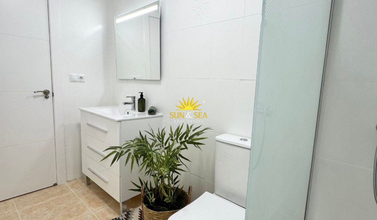 Wiederverkauf - Wohnung - Torrevieja - torrevieja