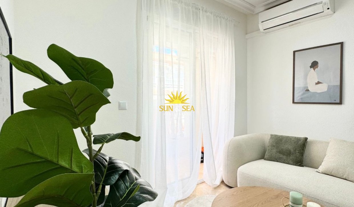 Wiederverkauf - Wohnung - Torrevieja - torrevieja