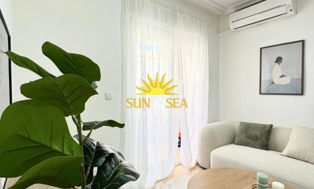 Wiederverkauf - Wohnung - Torrevieja - torrevieja