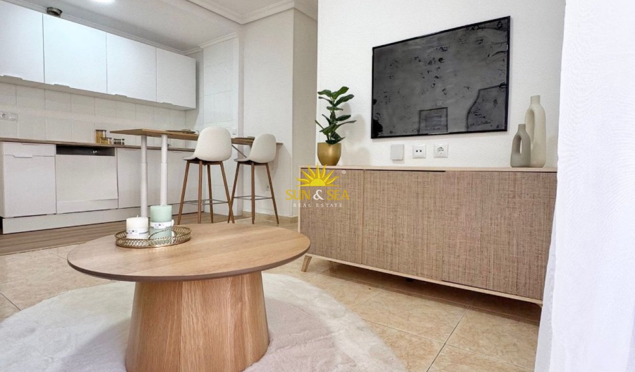 Wiederverkauf - Wohnung - Torrevieja - torrevieja
