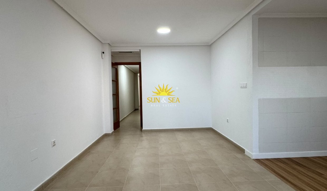Wiederverkauf - Wohnung - Torrevieja - torrevieja