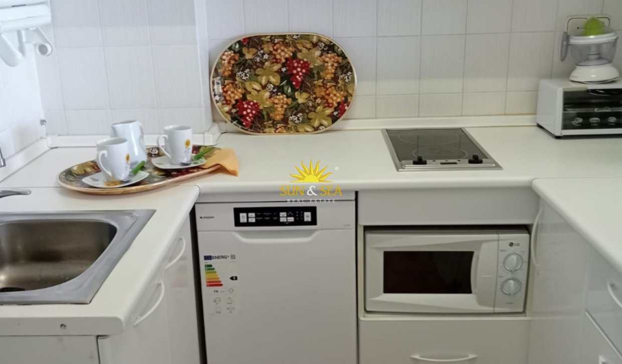 Kurzzeit-Vermietung - Wohnung - Benidorm