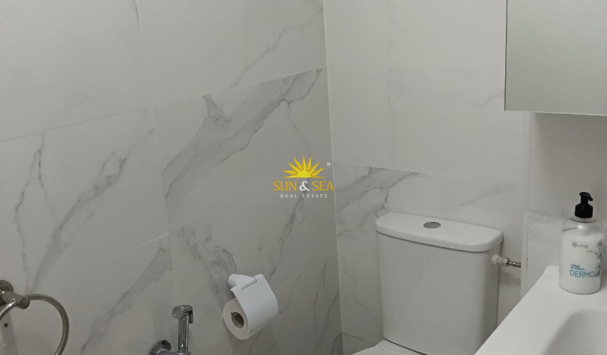 Kurzzeit-Vermietung - Wohnung - Benidorm