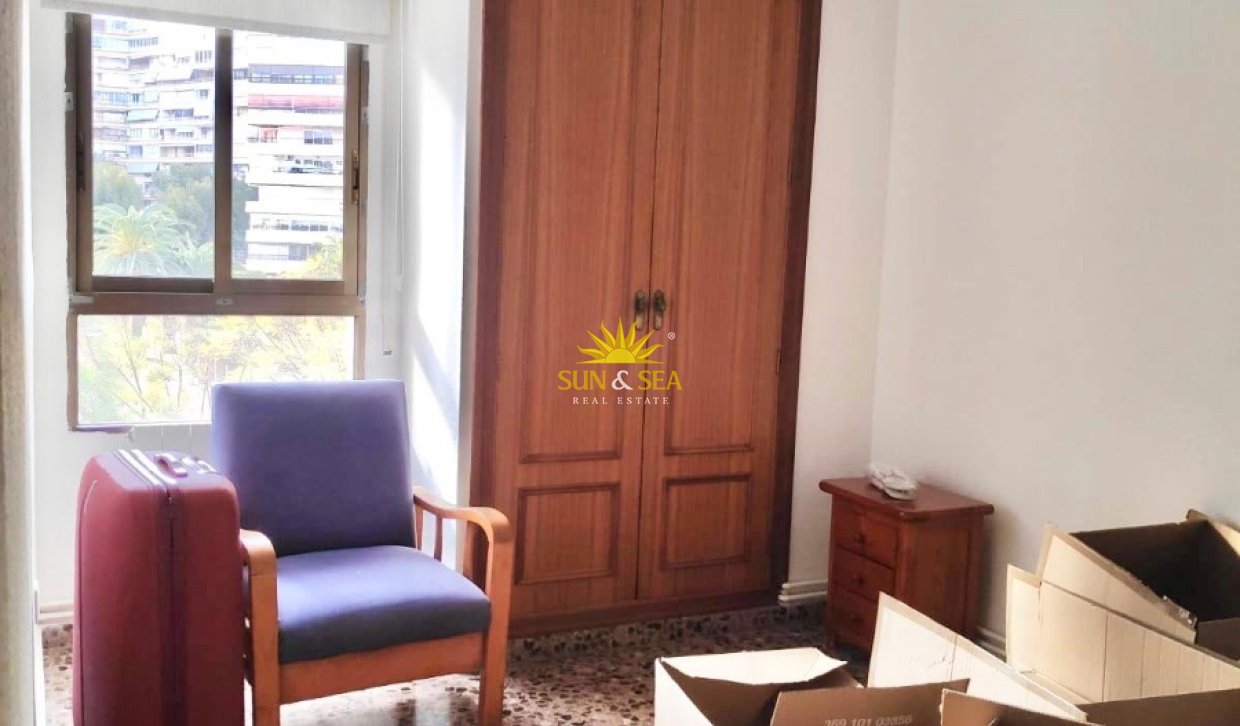 Langfristige Vermietung - Wohnung - Alicante (Alacant)