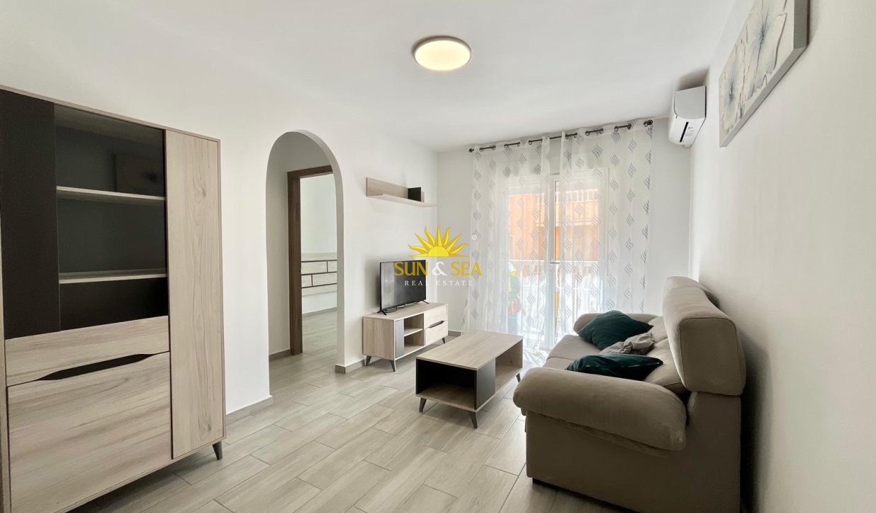 Langfristige Vermietung - Wohnung - Torrevieja - Centro