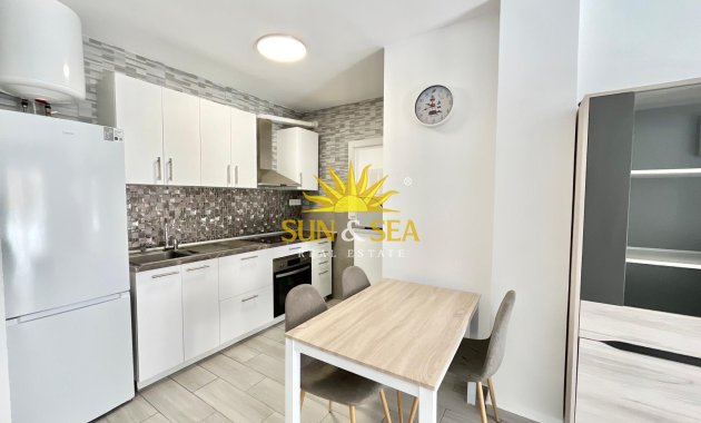 Langfristige Vermietung - Wohnung - Torrevieja - Centro