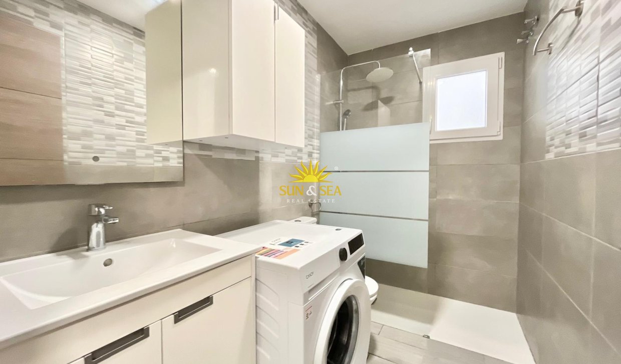 Langfristige Vermietung - Wohnung - Torrevieja - Centro