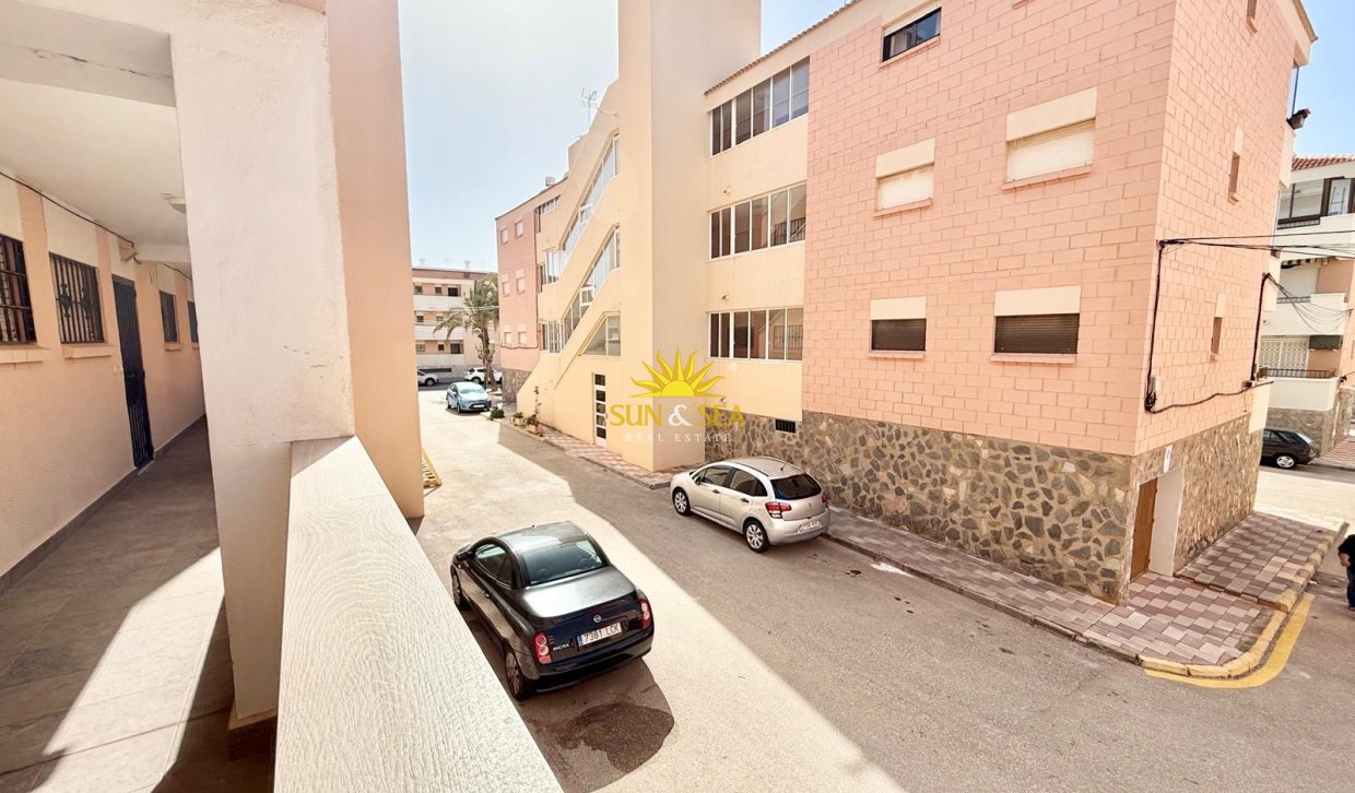 Wiederverkauf - Wohnung - Pilar de la Horadada