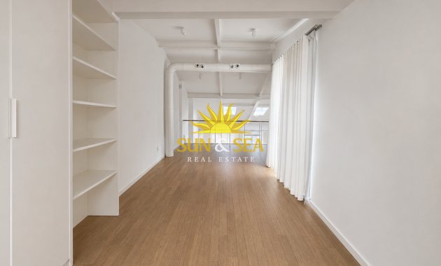 Langfristige Vermietung - Penthouse - Alicante (Alacant)