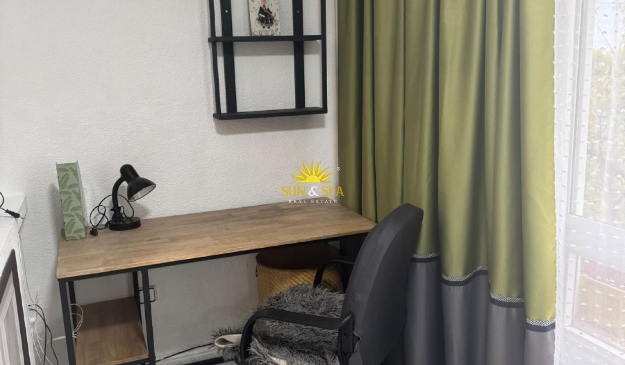 Langfristige Vermietung - Wohnung - Alicante (Alacant)