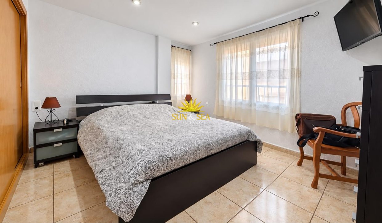 Wiederverkauf - Wohnung - Santa Pola