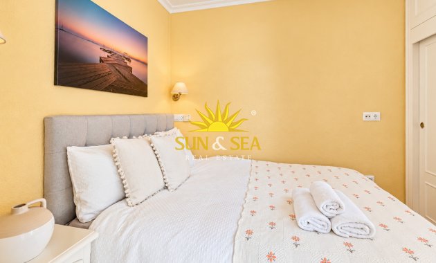Wiederverkauf - Wohnung - Orihuela Costa - Campoamor