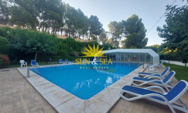 Alquiler a largo plazo - Chalet adosado - Altea