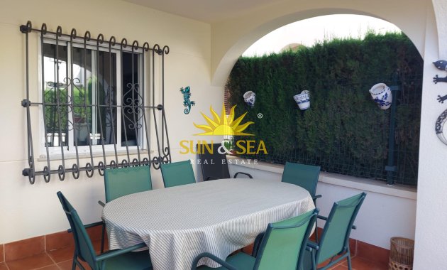 Alquiler a largo plazo - Chalet adosado - Altea