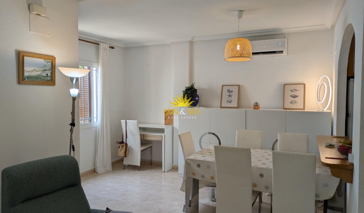 Alquiler a largo plazo - Chalet adosado - Altea