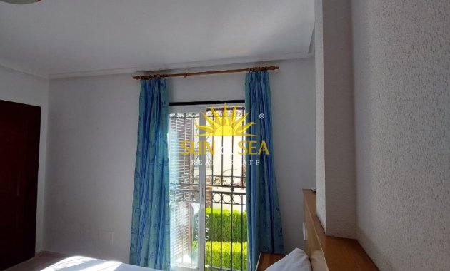 Alquiler a largo plazo - Chalet adosado - Altea