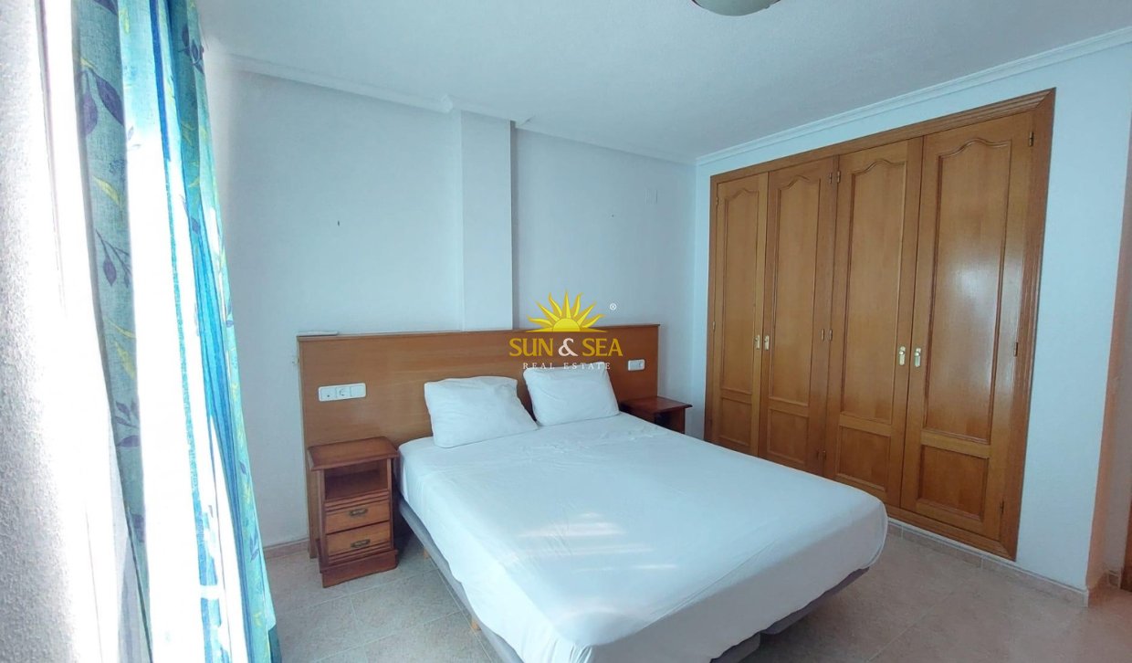 Alquiler a largo plazo - Chalet adosado - Altea