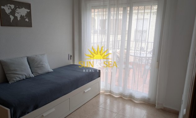 Alquiler a largo plazo - Chalet adosado - Altea