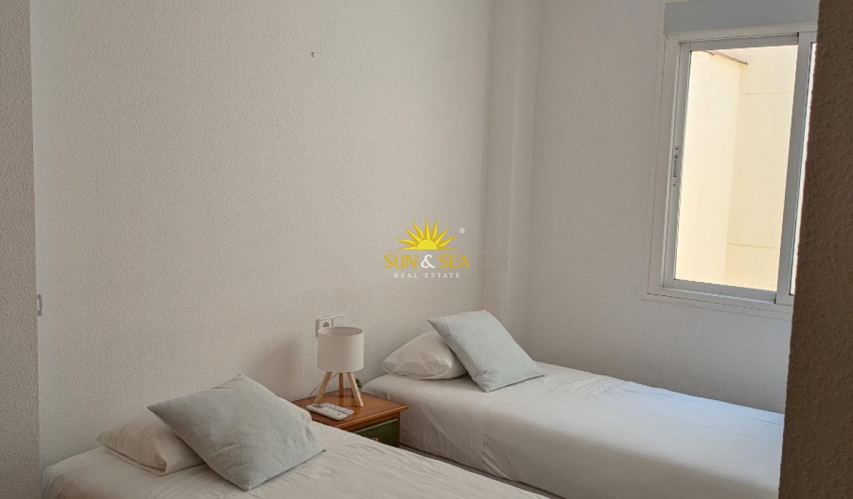 Alquiler a largo plazo - Chalet adosado - Altea