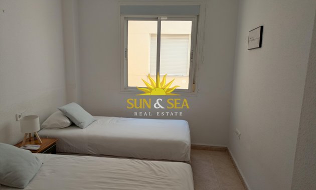 Alquiler a largo plazo - Chalet adosado - Altea