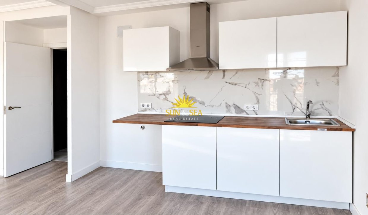 Wiederverkauf - Wohnung - Santa Pola