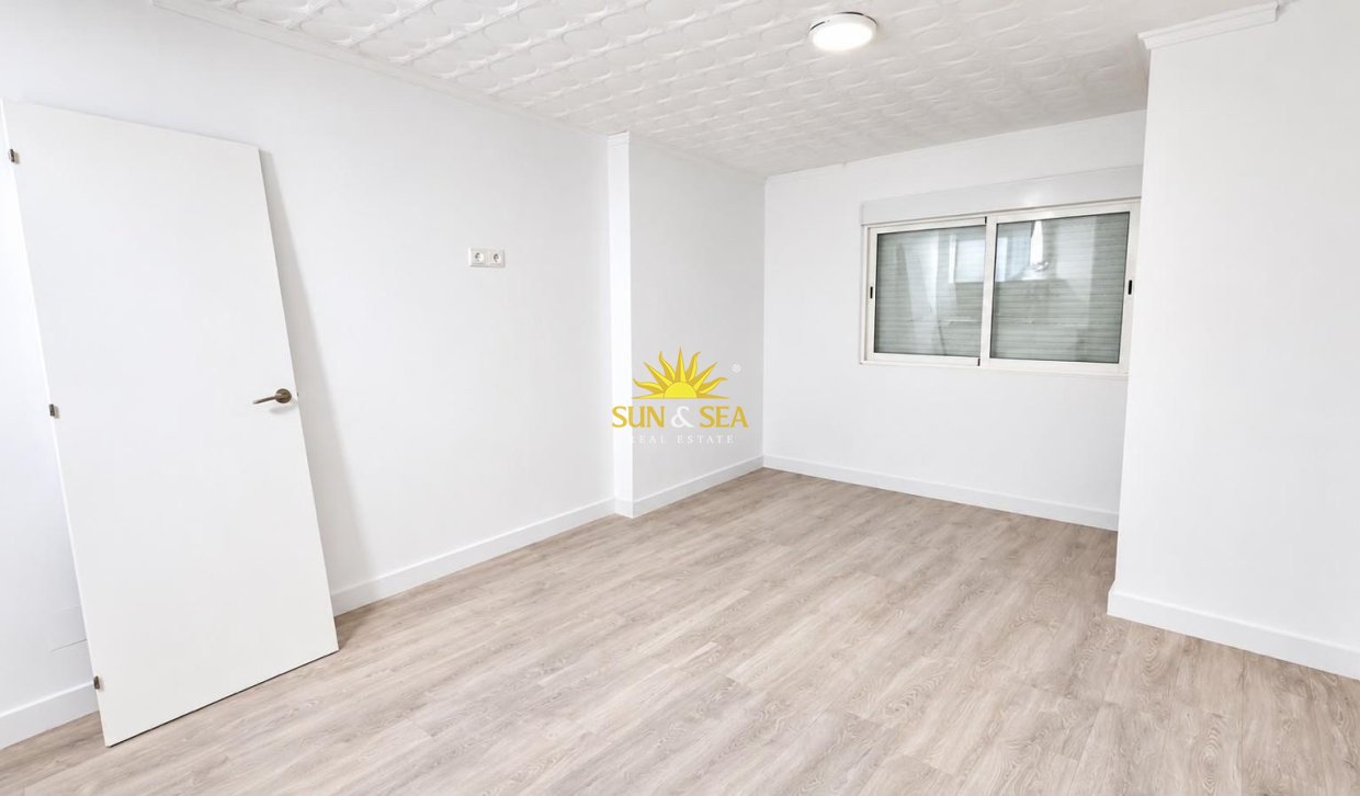 Wiederverkauf - Wohnung - Santa Pola
