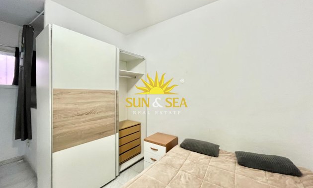 Wiederverkauf - Wohnung - Torrevieja - Centro