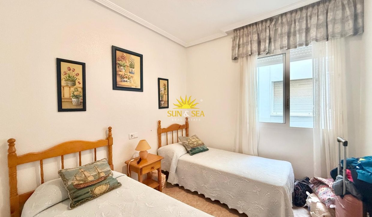 Langfristige Vermietung - Wohnung - Torrevieja - Playa del Cura