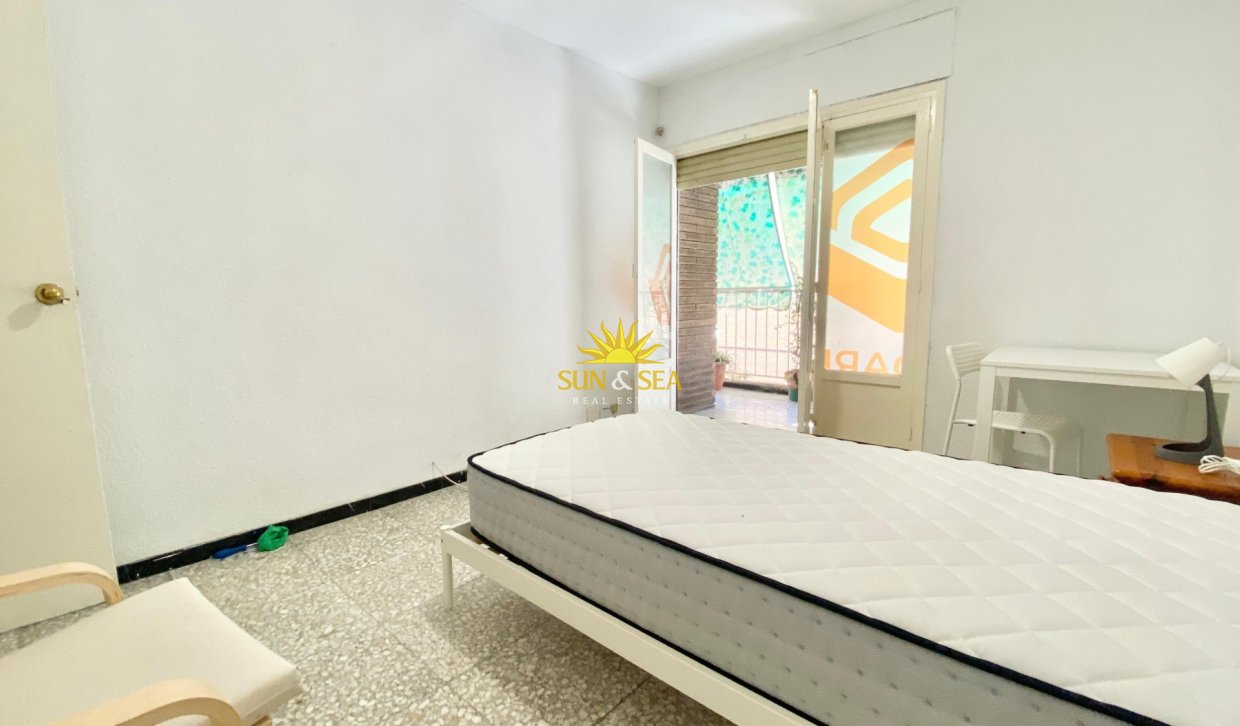 Location à long terme - Appartement - Alicante - La Florida