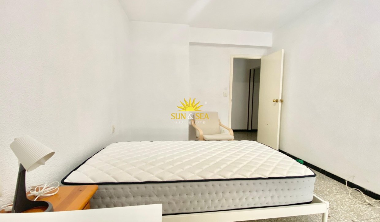 Location à long terme - Appartement - Alicante - La Florida
